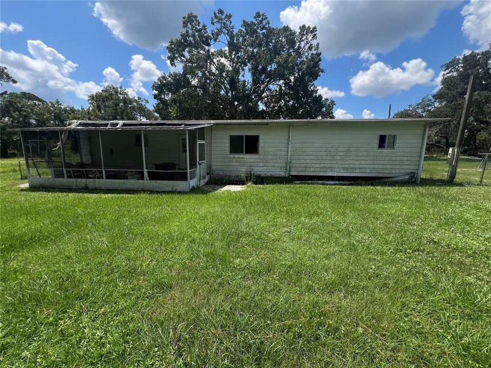 For Sale: $184,000 (3 beds, 2 baths, 1440 Square Feet)