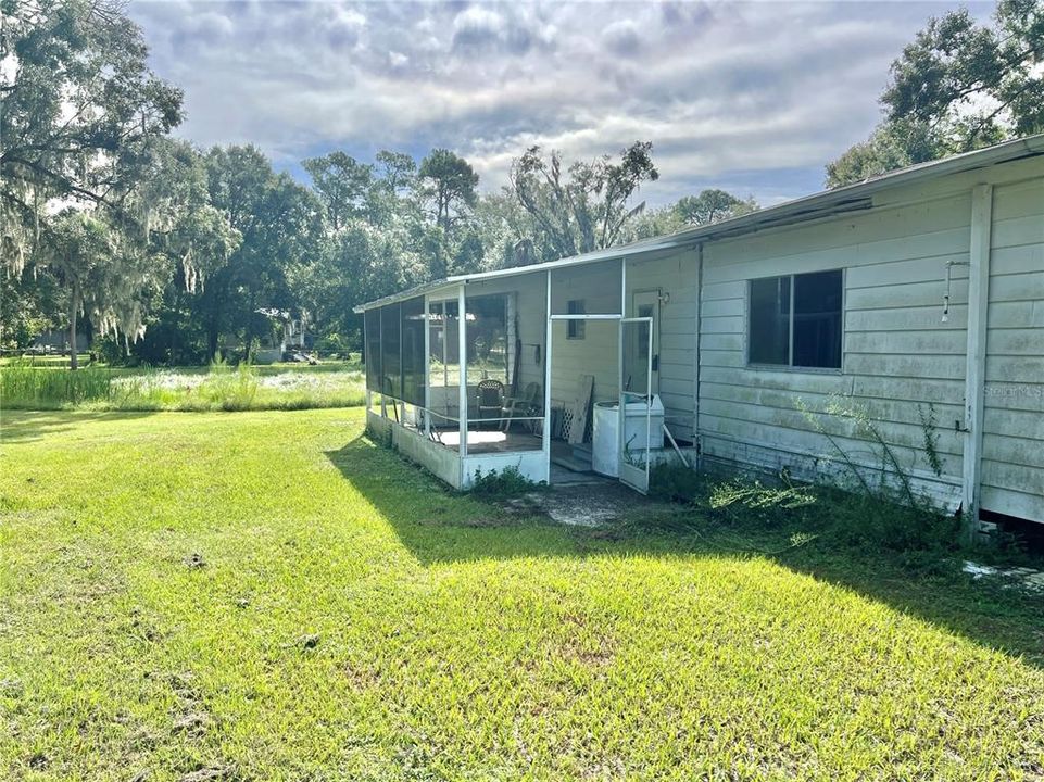 For Sale: $184,000 (3 beds, 2 baths, 1440 Square Feet)