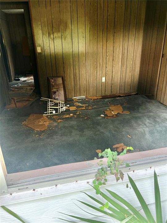 For Sale: $184,000 (3 beds, 2 baths, 1440 Square Feet)