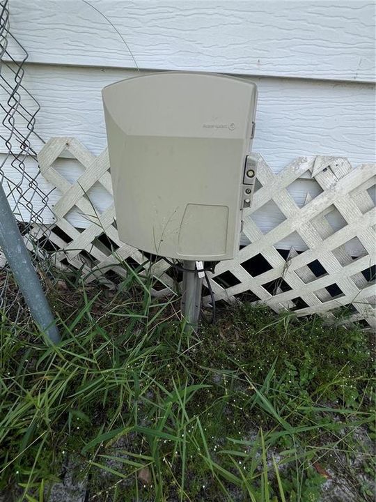 For Sale: $184,000 (3 beds, 2 baths, 1440 Square Feet)