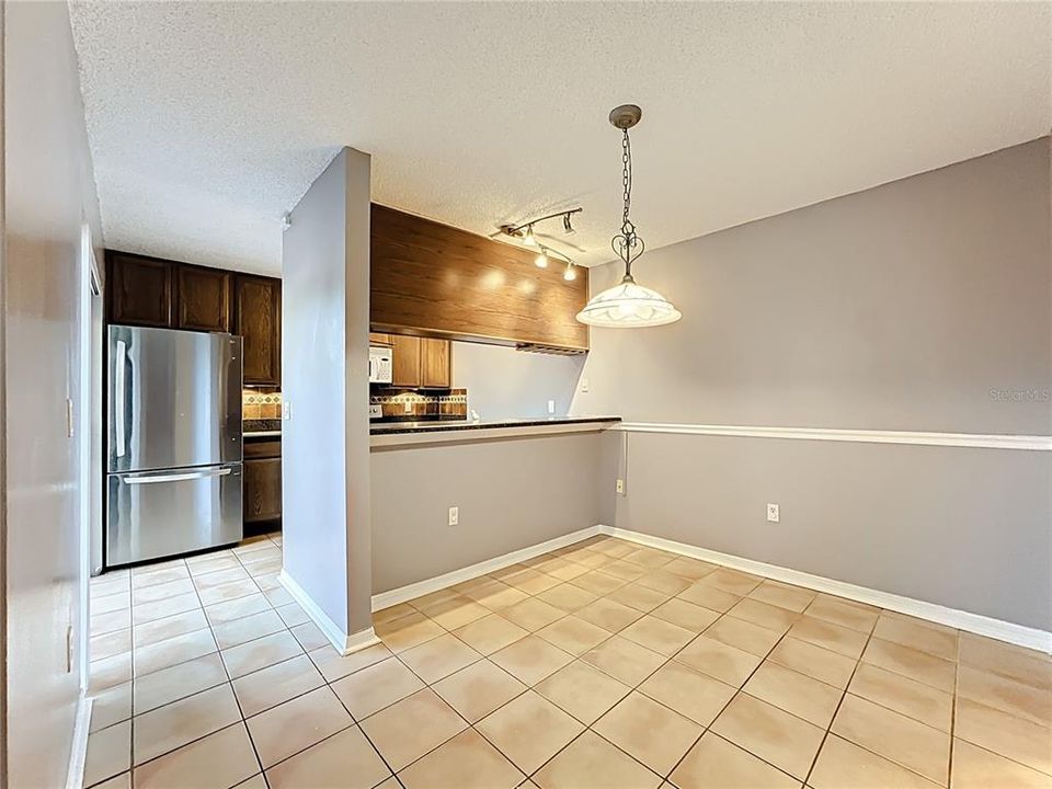 Activo con contrato: $209,990 (2 camas, 2 baños, 1285 Pies cuadrados)