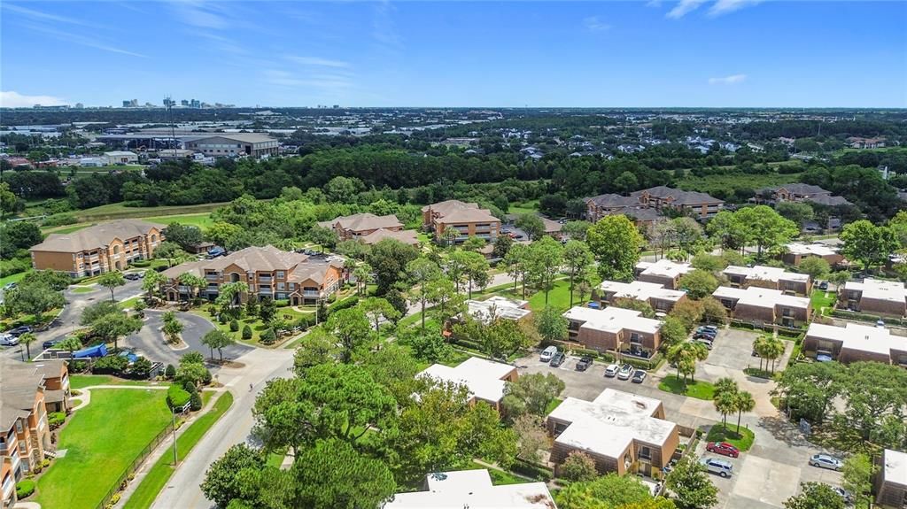 Activo con contrato: $209,990 (2 camas, 2 baños, 1285 Pies cuadrados)