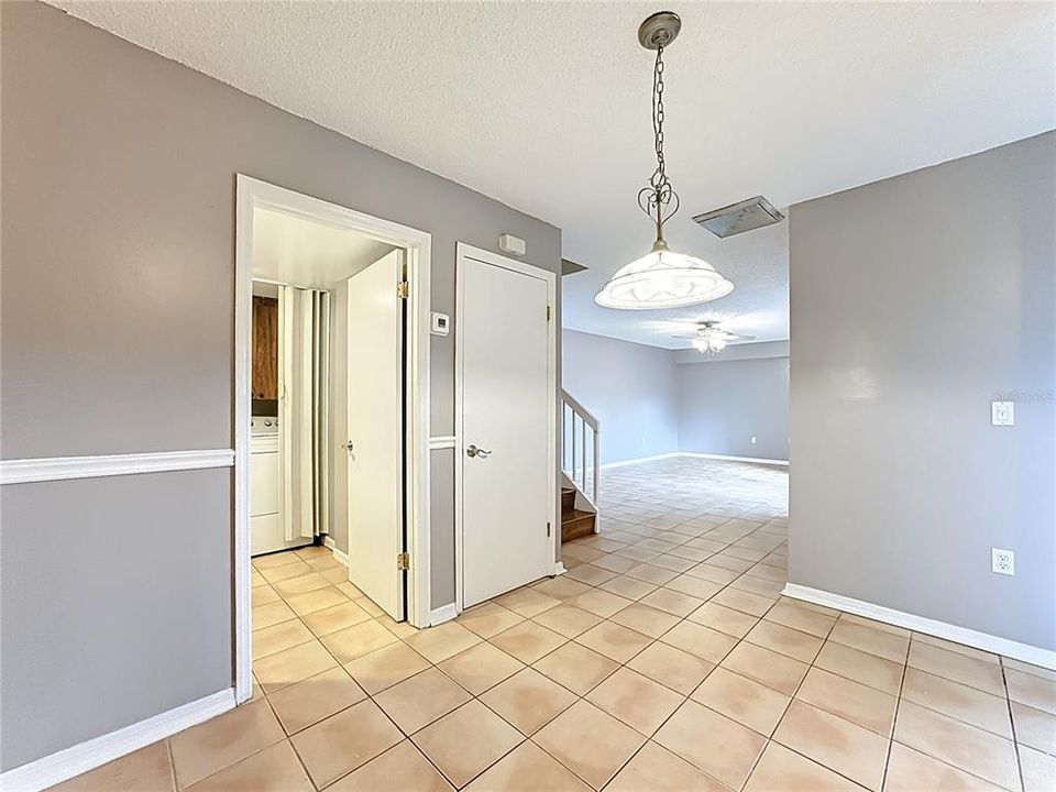 Activo con contrato: $209,990 (2 camas, 2 baños, 1285 Pies cuadrados)