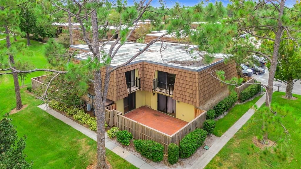 Activo con contrato: $209,990 (2 camas, 2 baños, 1285 Pies cuadrados)