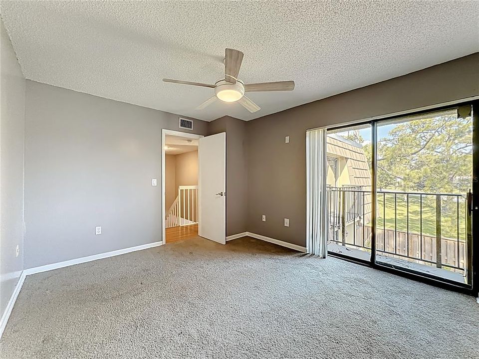 Activo con contrato: $209,990 (2 camas, 2 baños, 1285 Pies cuadrados)