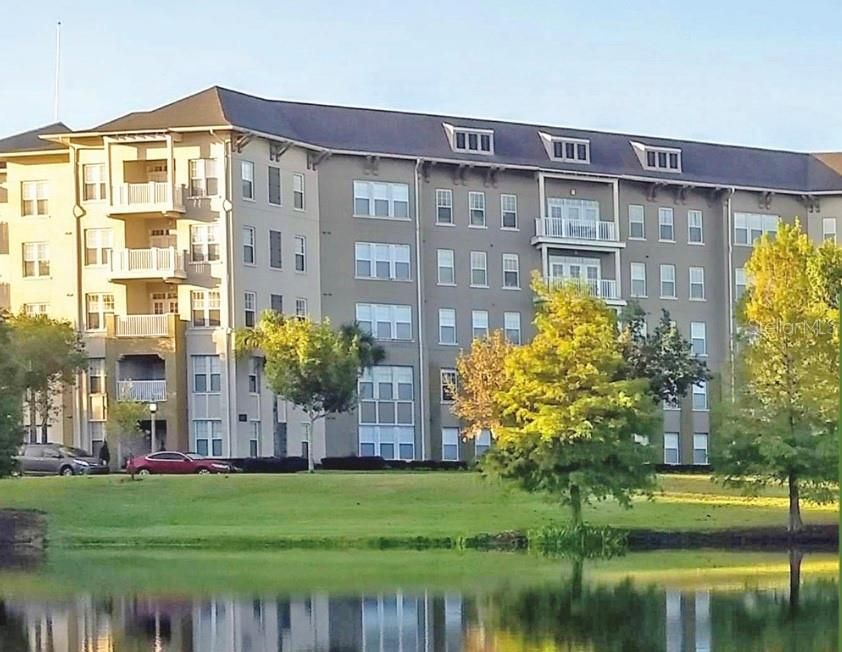 最近售出: $365,000 (2 贝兹, 2 浴室, 1345 平方英尺)