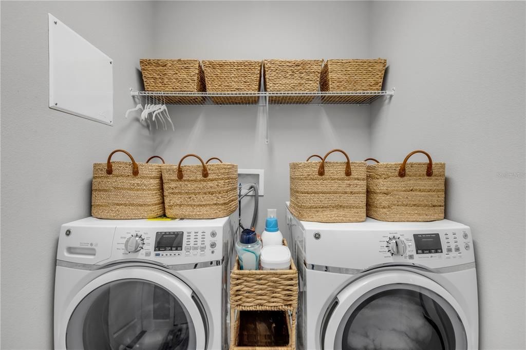 En Venta: $465,000 (3 camas, 2 baños, 1666 Pies cuadrados)