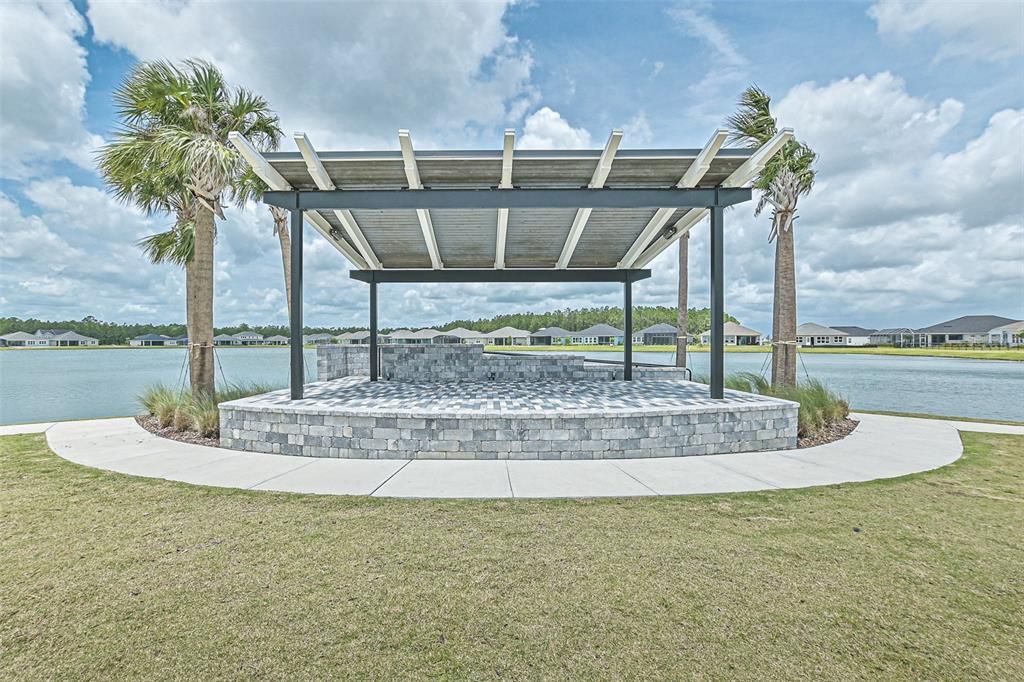 En Venta: $465,000 (3 camas, 2 baños, 1666 Pies cuadrados)