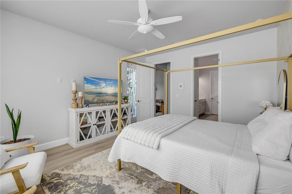 En Venta: $465,000 (3 camas, 2 baños, 1666 Pies cuadrados)