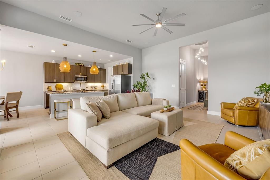 En Venta: $465,000 (3 camas, 2 baños, 1666 Pies cuadrados)