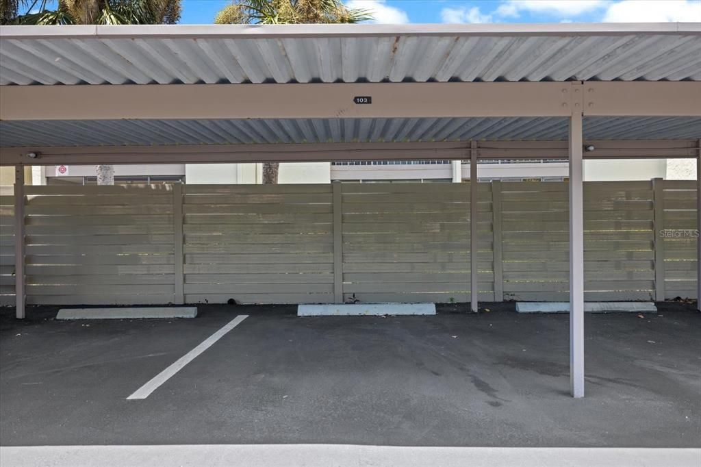 For Rent: $3,400 (2 beds, 2 baths, 888 Square Feet)