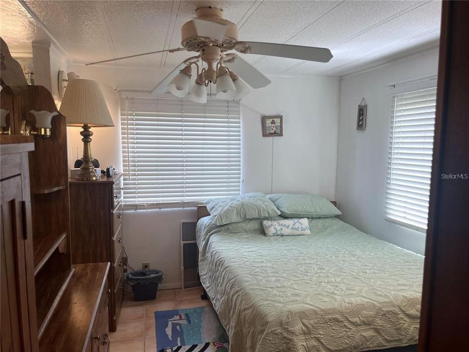 For Sale: $105,000 (2 beds, 2 baths, 736 Square Feet)