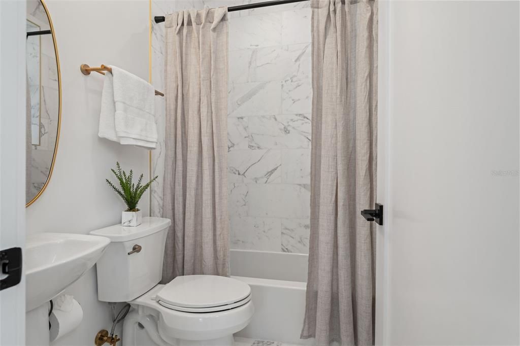 En Renta: $17,000 (7 camas, 7 baños, 6398 Pies cuadrados)