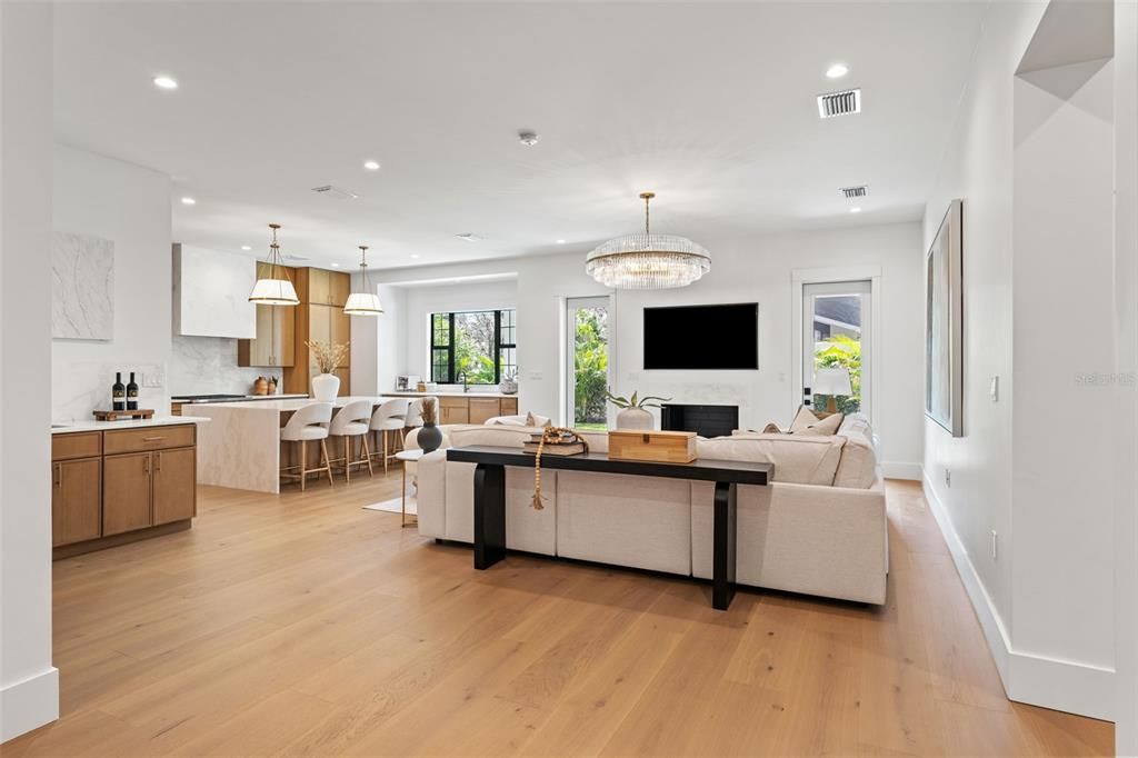 En Renta: $17,000 (7 camas, 7 baños, 6398 Pies cuadrados)