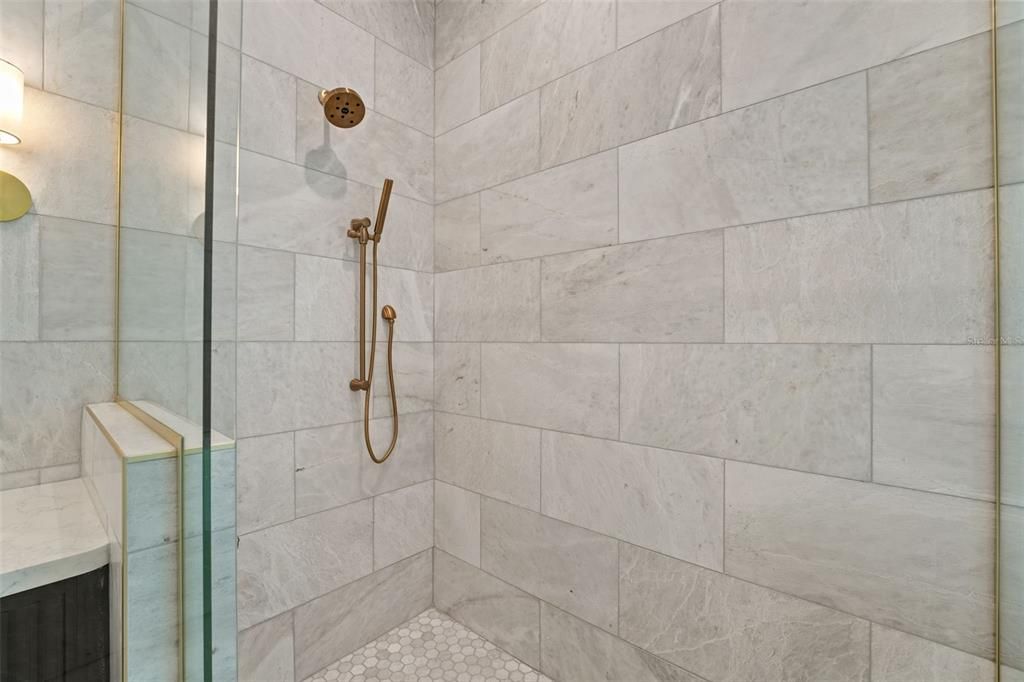 En Renta: $17,000 (7 camas, 7 baños, 6398 Pies cuadrados)