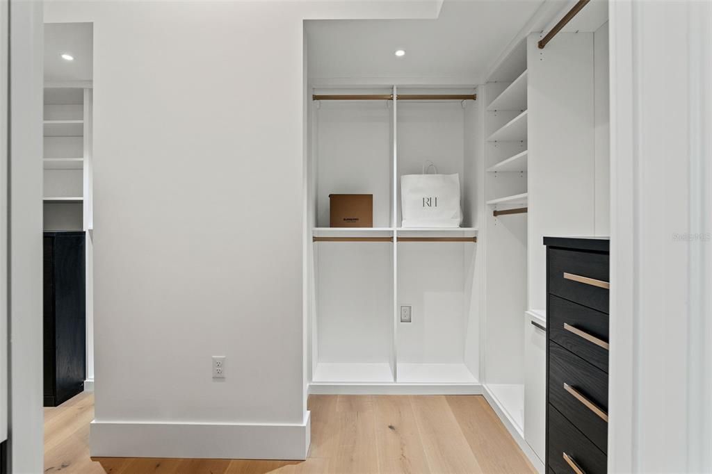 En Renta: $17,000 (7 camas, 7 baños, 6398 Pies cuadrados)