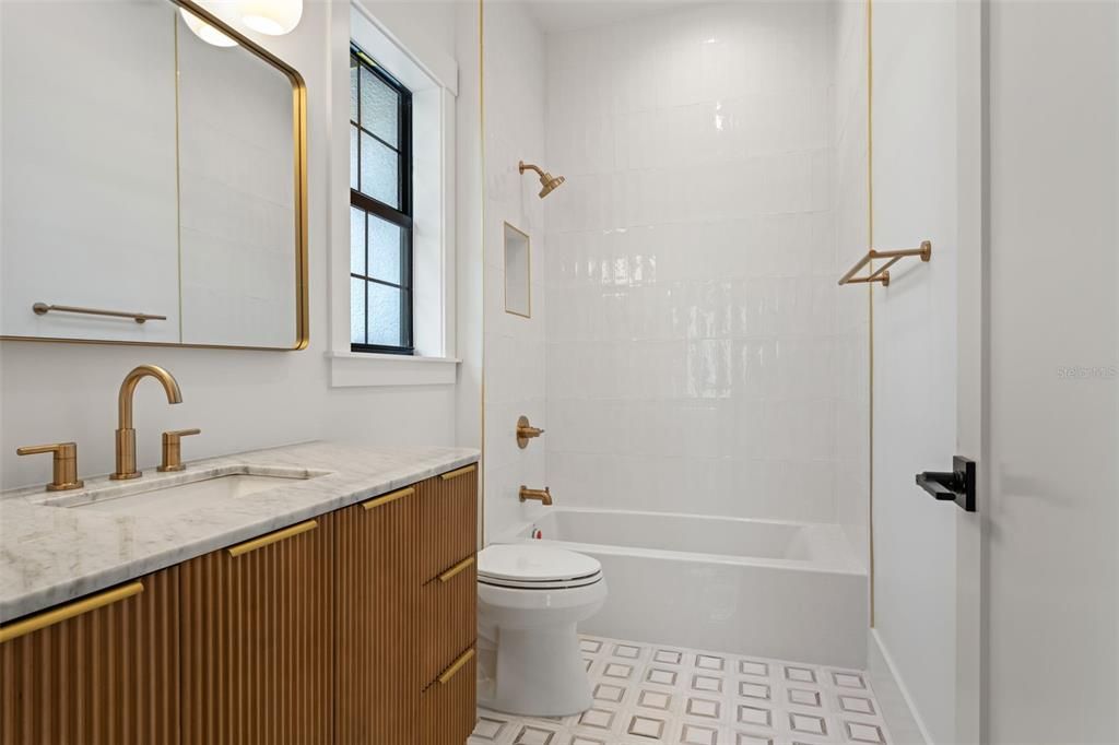 En Renta: $17,000 (7 camas, 7 baños, 6398 Pies cuadrados)