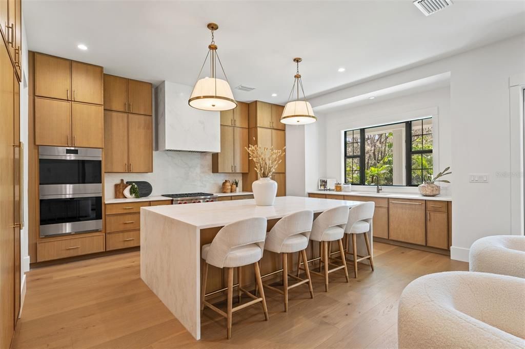 En Renta: $17,000 (7 camas, 7 baños, 6398 Pies cuadrados)