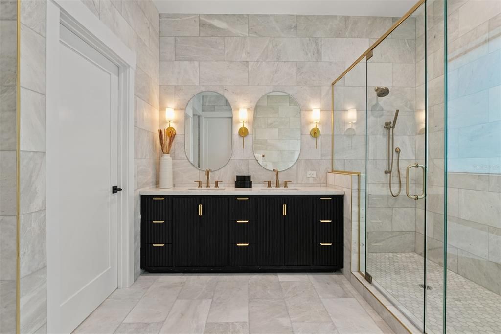 En Renta: $17,000 (7 camas, 7 baños, 6398 Pies cuadrados)