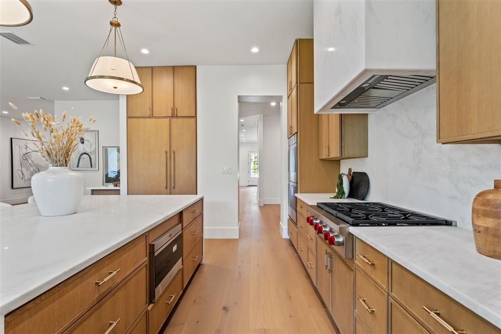 En Renta: $17,000 (7 camas, 7 baños, 6398 Pies cuadrados)