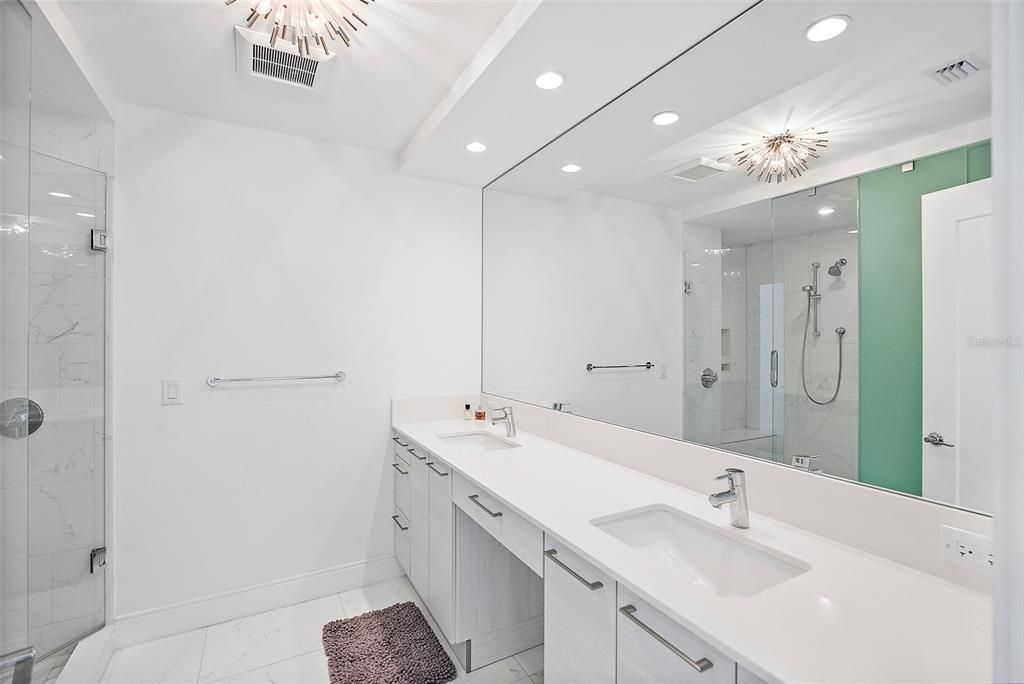 出租: $8,500 (2 贝兹, 2 浴室, 1894 平方英尺)