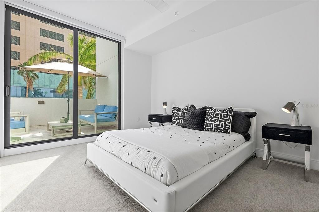 出租: $8,500 (2 贝兹, 2 浴室, 1894 平方英尺)