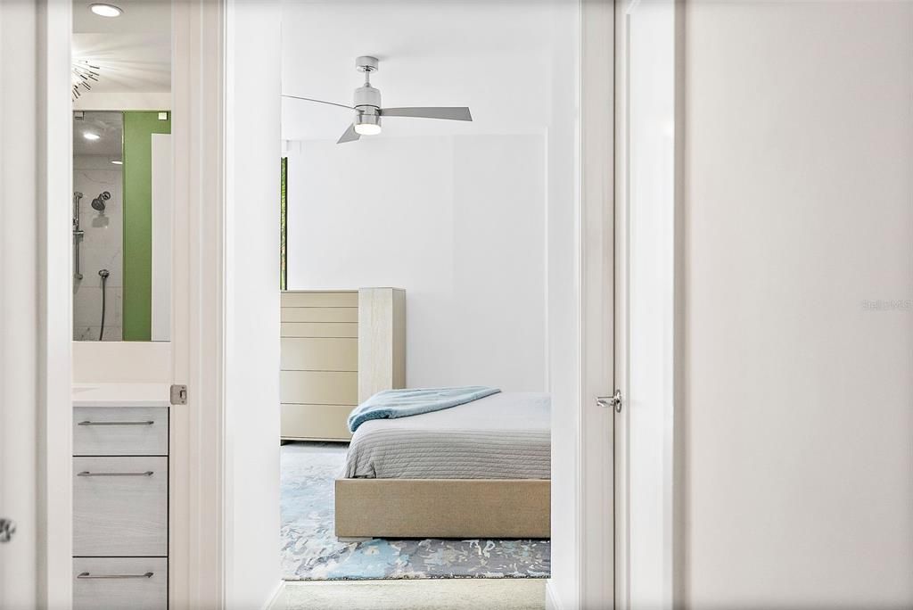 出租: $8,500 (2 贝兹, 2 浴室, 1894 平方英尺)