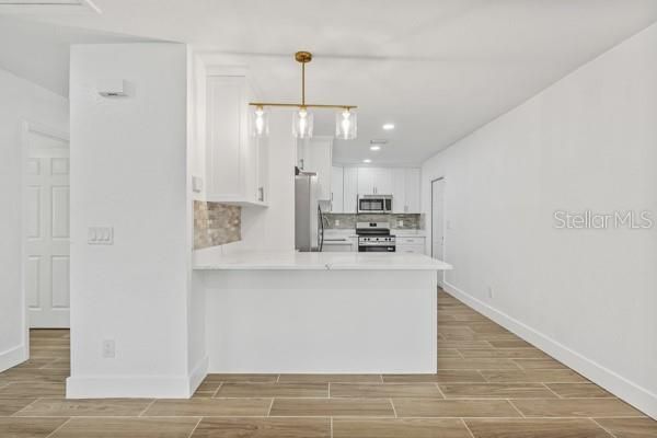 Activo con contrato: $364,900 (3 camas, 2 baños, 1282 Pies cuadrados)