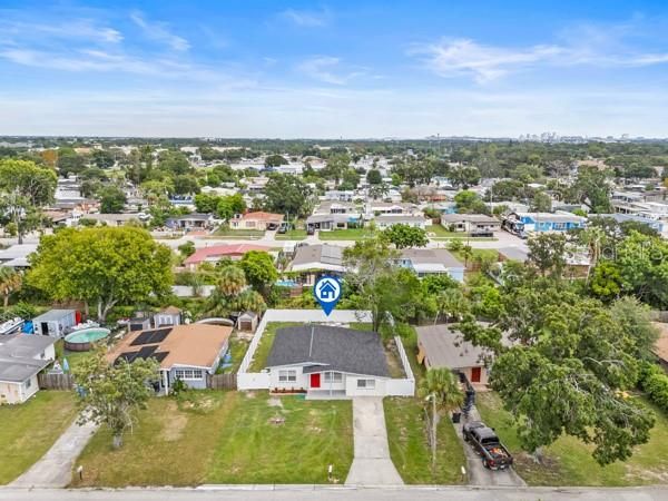 Activo con contrato: $364,900 (3 camas, 2 baños, 1282 Pies cuadrados)