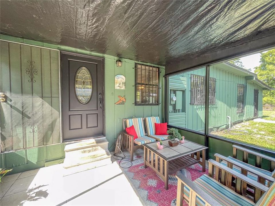 Activo con contrato: $165,000 (2 camas, 1 baños, 1176 Pies cuadrados)