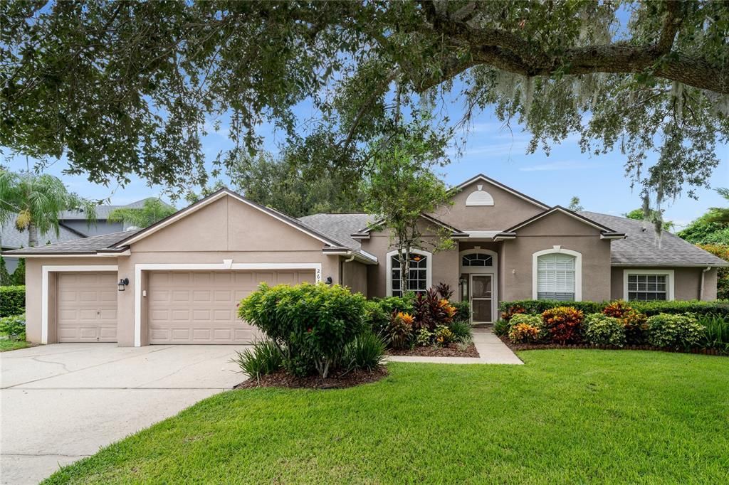 Vendido Recientemente: $699,000 (4 camas, 3 baños, 2361 Pies cuadrados)