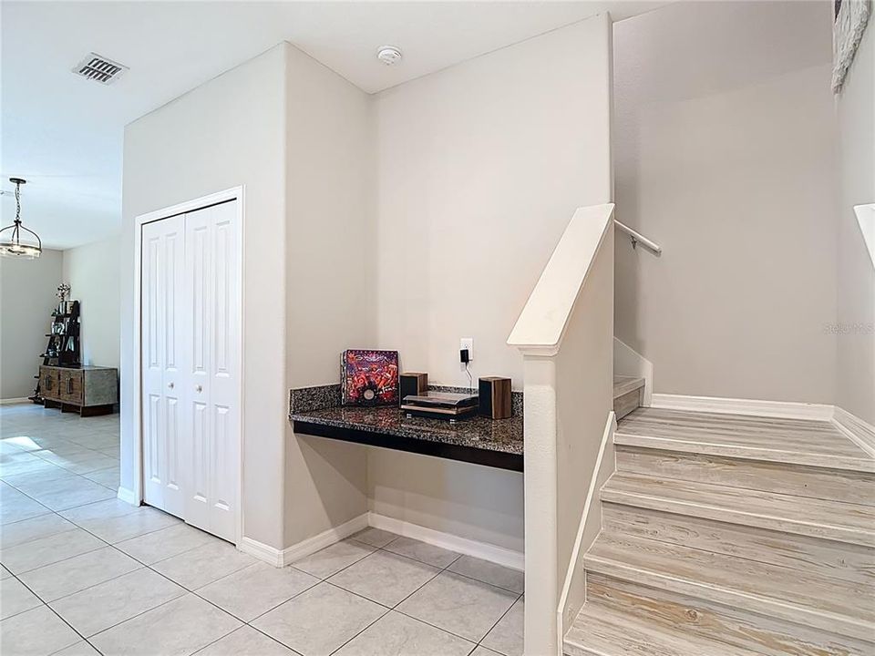 En Venta: $279,000 (3 camas, 2 baños, 1787 Pies cuadrados)