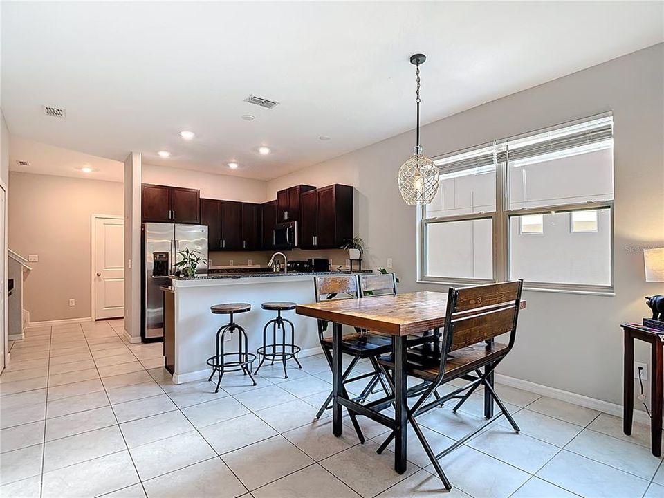 En Venta: $279,000 (3 camas, 2 baños, 1787 Pies cuadrados)