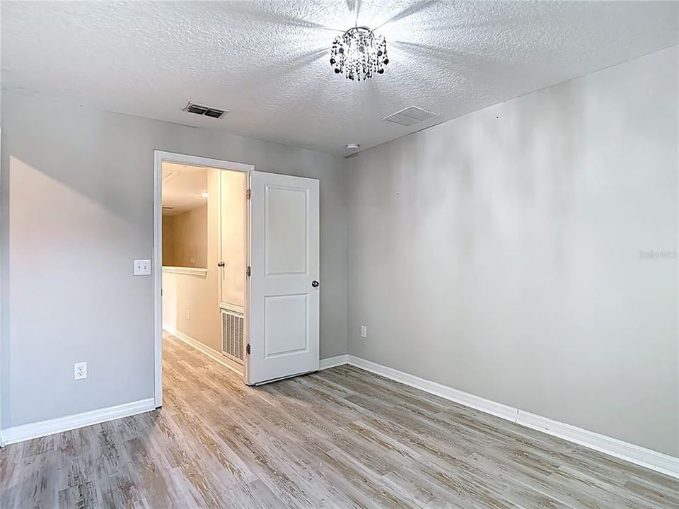 En Venta: $279,000 (3 camas, 2 baños, 1787 Pies cuadrados)