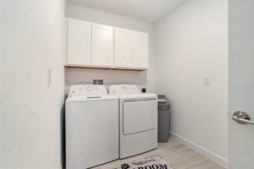 Activo con contrato: $225,000 (2 camas, 2 baños, 1405 Pies cuadrados)