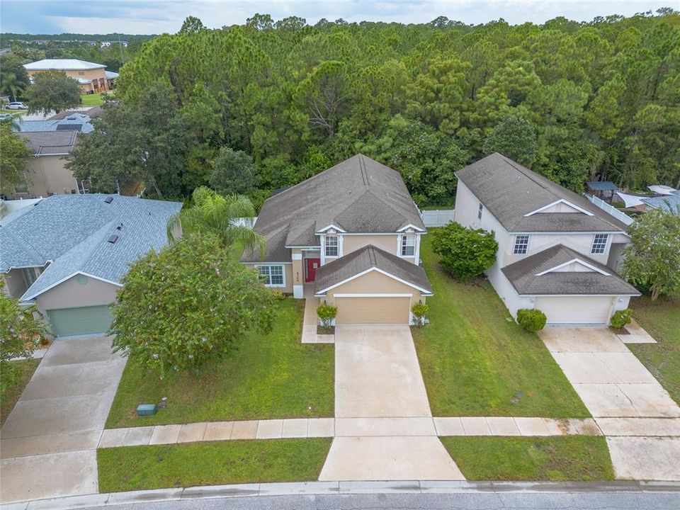 合同活跃: $399,900 (4 贝兹, 2 浴室, 2449 平方英尺)