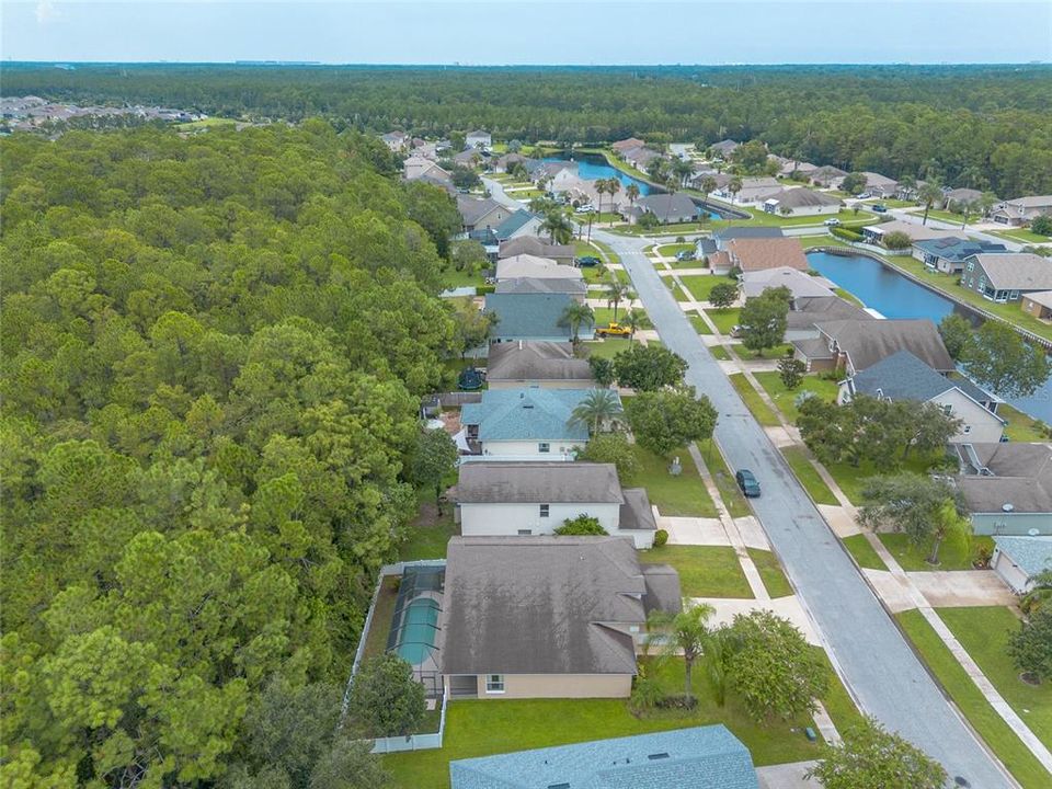 合同活跃: $399,900 (4 贝兹, 2 浴室, 2449 平方英尺)