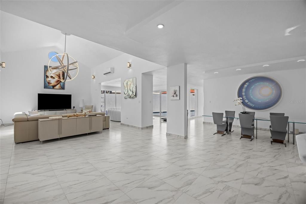 待售: $5,500,000 (4 贝兹, 4 浴室, 4200 平方英尺)