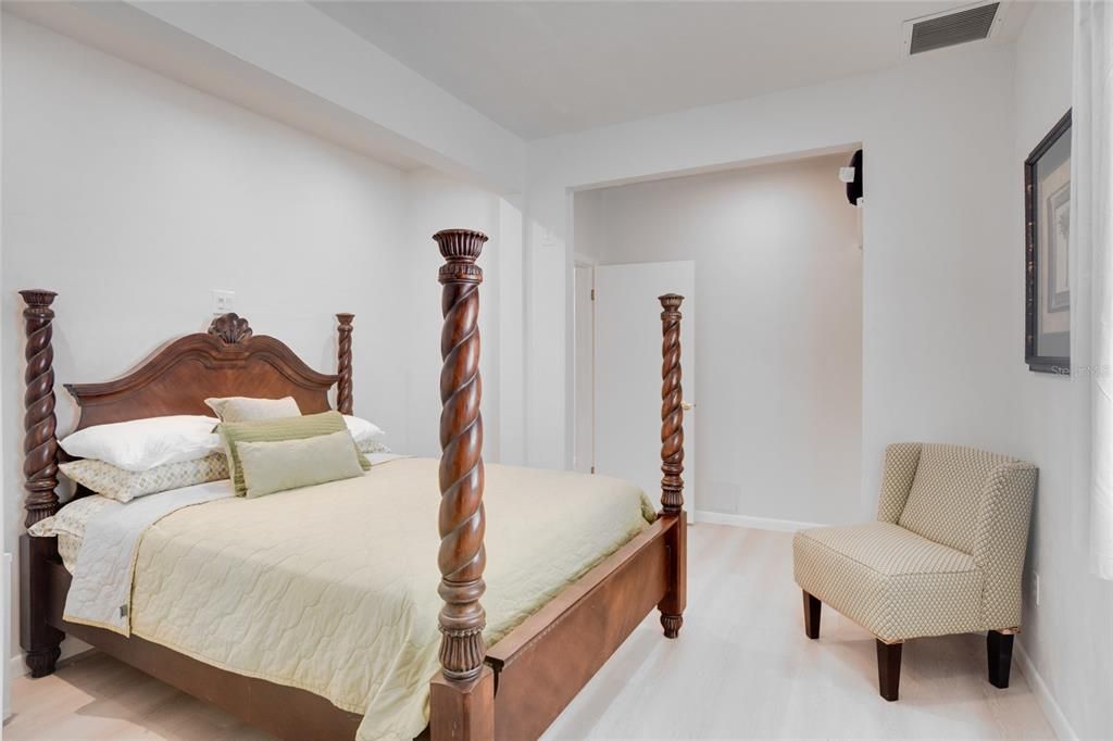 For Sale: $1,699,000 (3 beds, 3 baths, 3574 Square Feet)