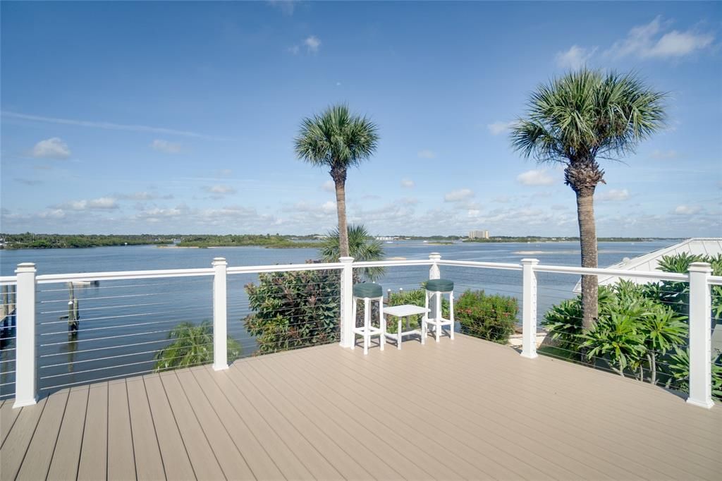 For Sale: $1,699,000 (3 beds, 3 baths, 3574 Square Feet)