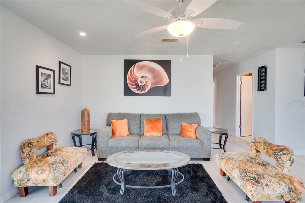 For Sale: $1,699,000 (3 beds, 3 baths, 3574 Square Feet)