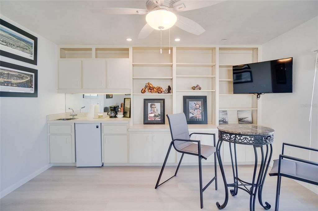 For Sale: $1,699,000 (3 beds, 3 baths, 3574 Square Feet)