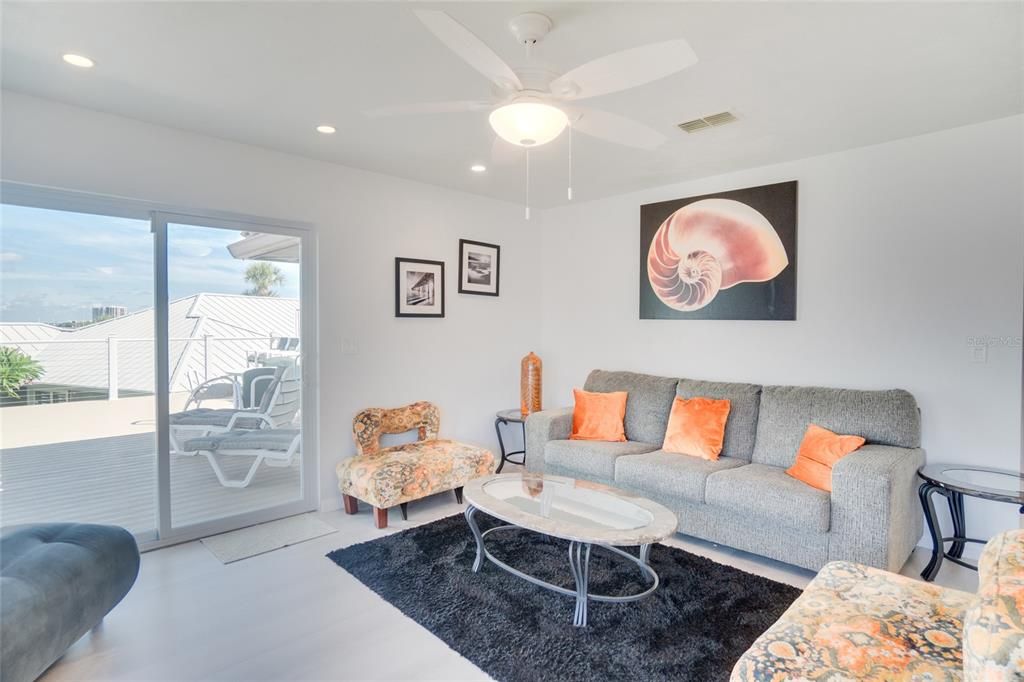 For Sale: $1,699,000 (3 beds, 3 baths, 3574 Square Feet)