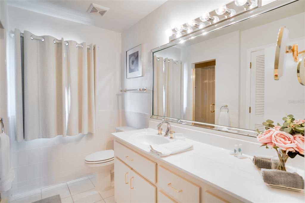 For Sale: $1,699,000 (3 beds, 3 baths, 3574 Square Feet)