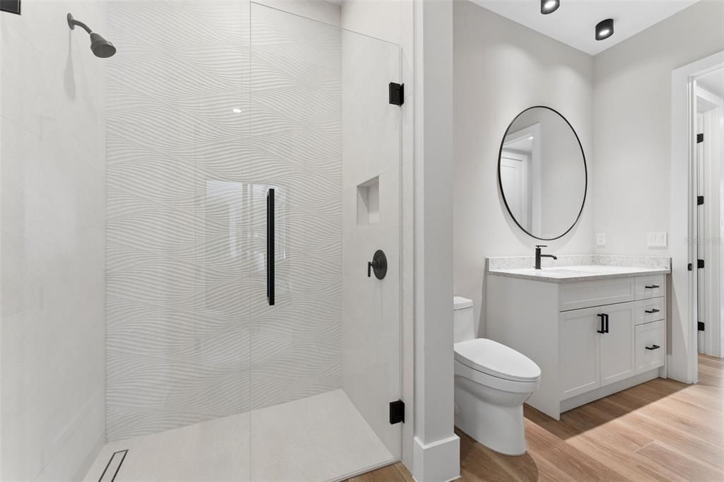En Venta: $2,800,000 (5 camas, 5 baños, 3984 Pies cuadrados)