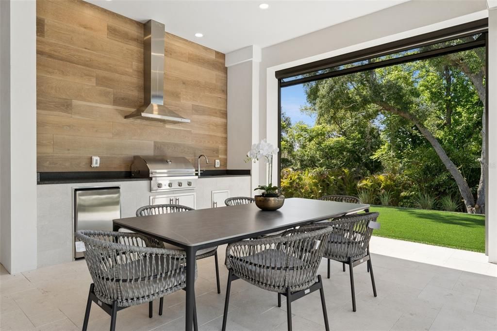 En Venta: $2,800,000 (5 camas, 5 baños, 3984 Pies cuadrados)