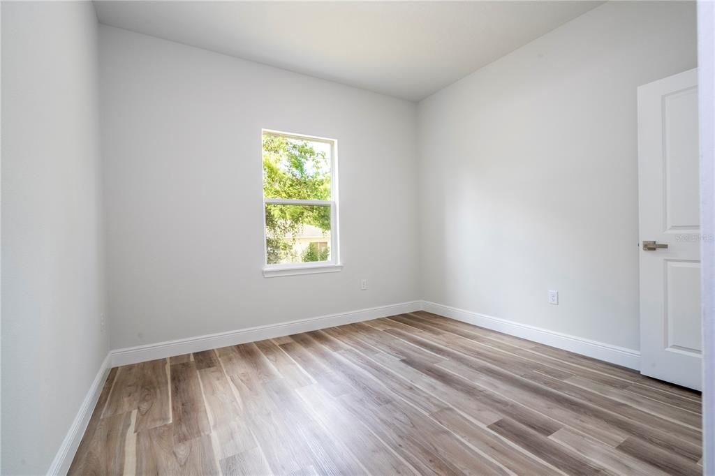 待售: $334,900 (4 贝兹, 3 浴室, 1949 平方英尺)