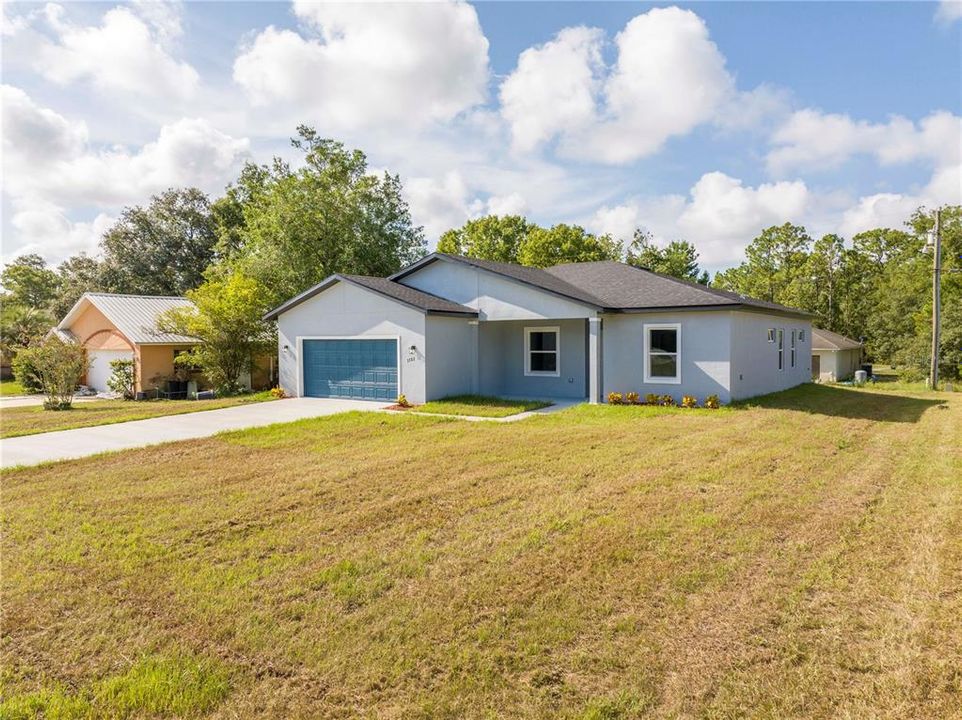 待售: $334,900 (4 贝兹, 3 浴室, 1949 平方英尺)