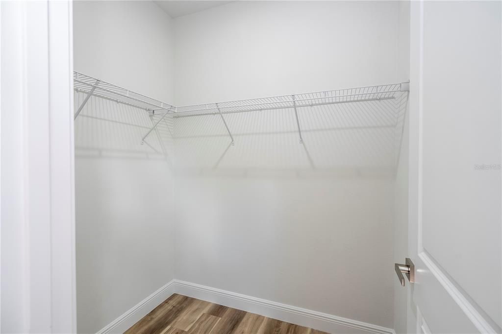 待售: $334,900 (4 贝兹, 3 浴室, 1949 平方英尺)