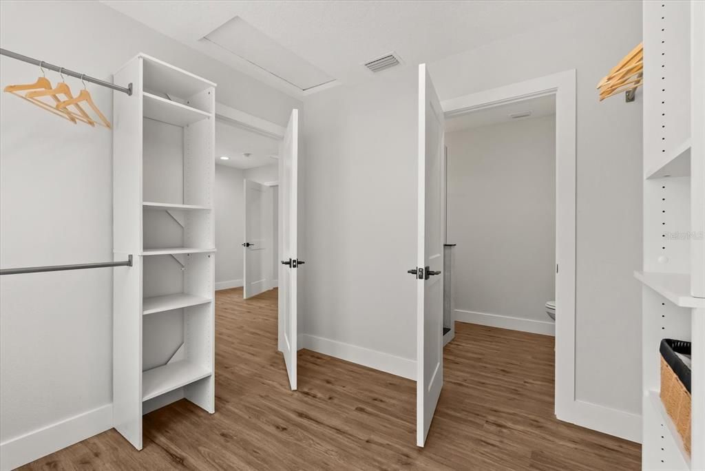 For Sale: $899,000 (4 beds, 3 baths, 2460 Square Feet)